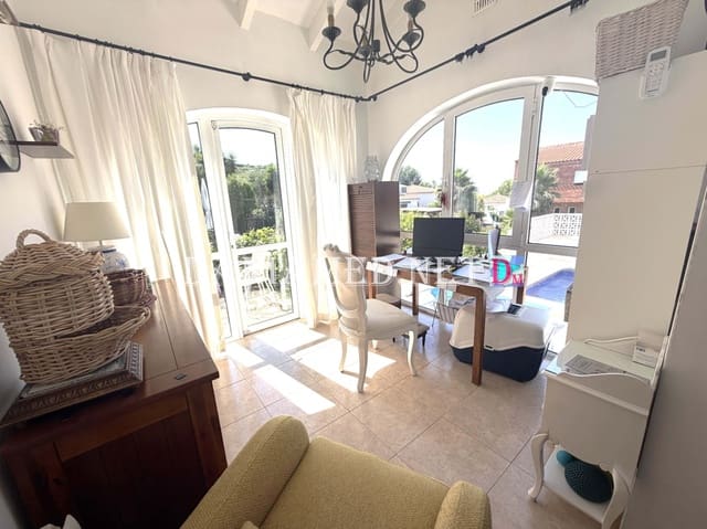 2 slaapkamer Villa te koop in Ráfol de Almunia met zwembad garage - € 410.000 (Ref: 9956625)