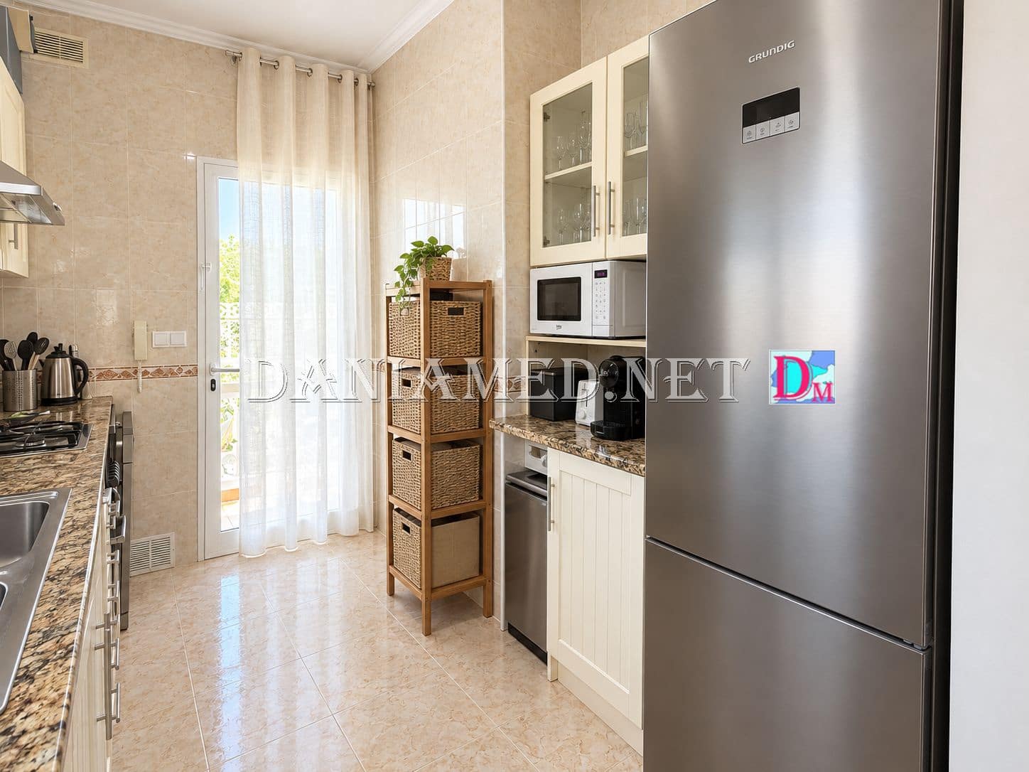 2 bedroom Villa for sale in Rafol de Almunia with pool garage - € 410,000 (Ref: 9956625)