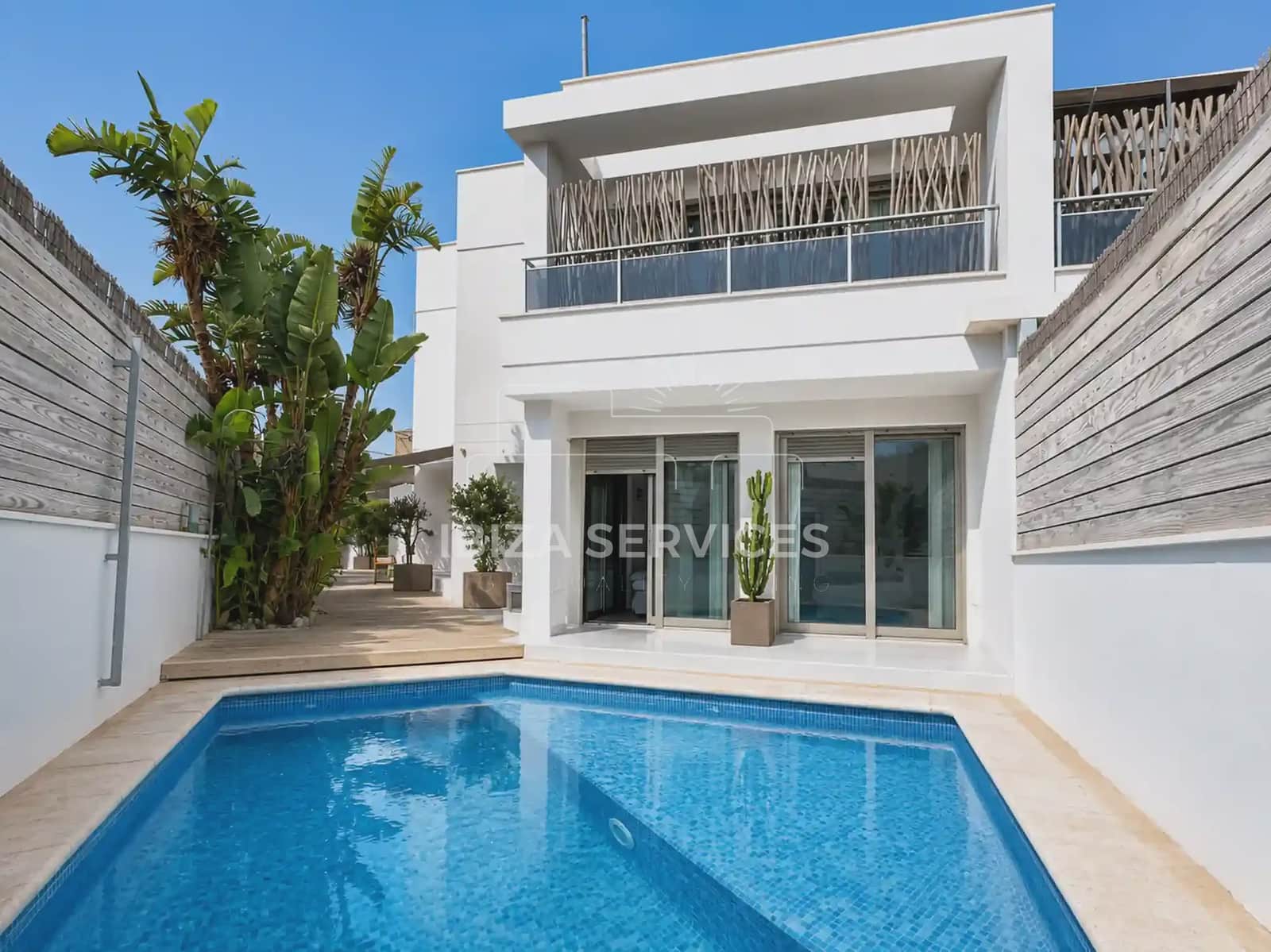 5 bedroom Terraced Villa for sale in Talamanca with pool garage - € 1,995,000 (Ref: 10038575)