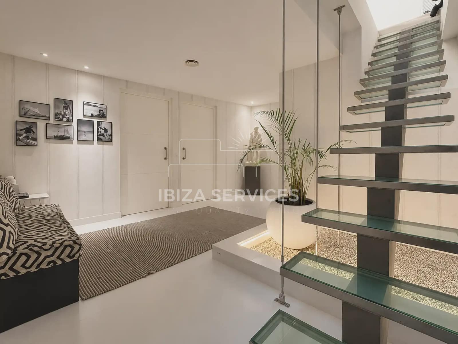 5 bedroom Terraced Villa for sale in Talamanca with pool garage - € 1,995,000 (Ref: 10038575)