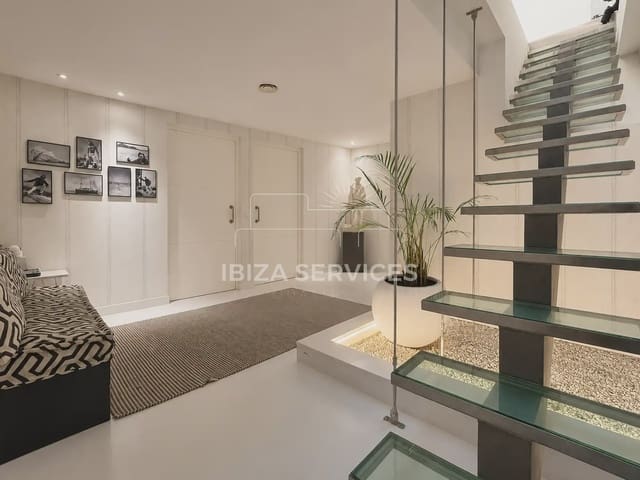 5 bedroom Terraced Villa for sale in Talamanca, Ibiza / Eivissa town with pool garage - € 1,995,000 (Ref: 10038575)