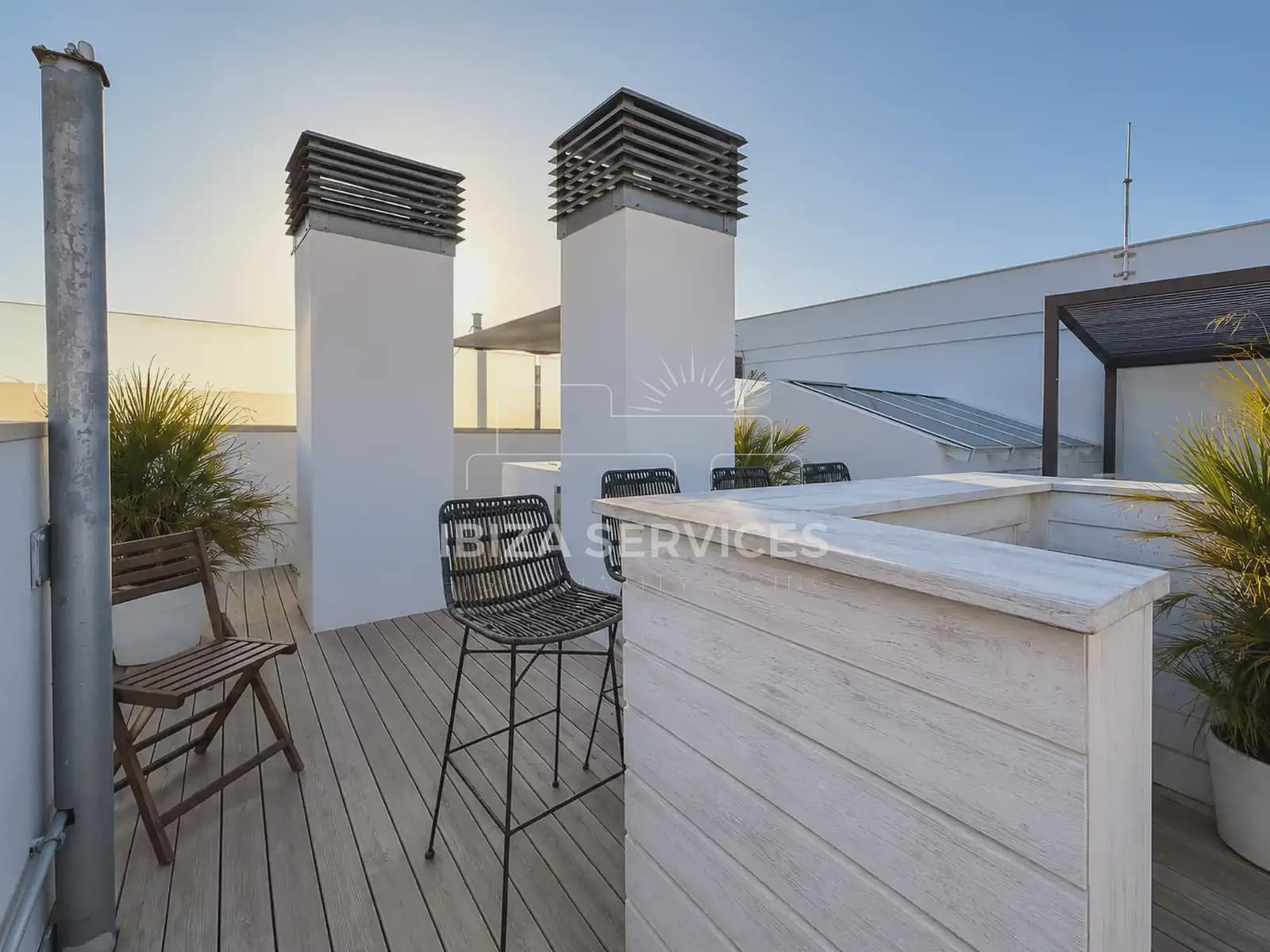 5 bedroom Terraced Villa for sale in Talamanca with pool garage - € 1,995,000 (Ref: 10038575)