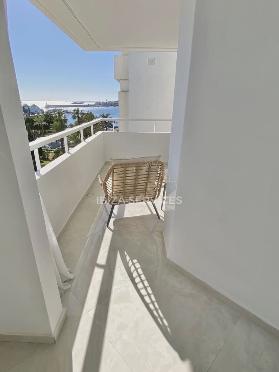 2 soverom Leilighet til leie i Ibiza by med svømmebasseng - € 2 200 (Ref: 10050489)