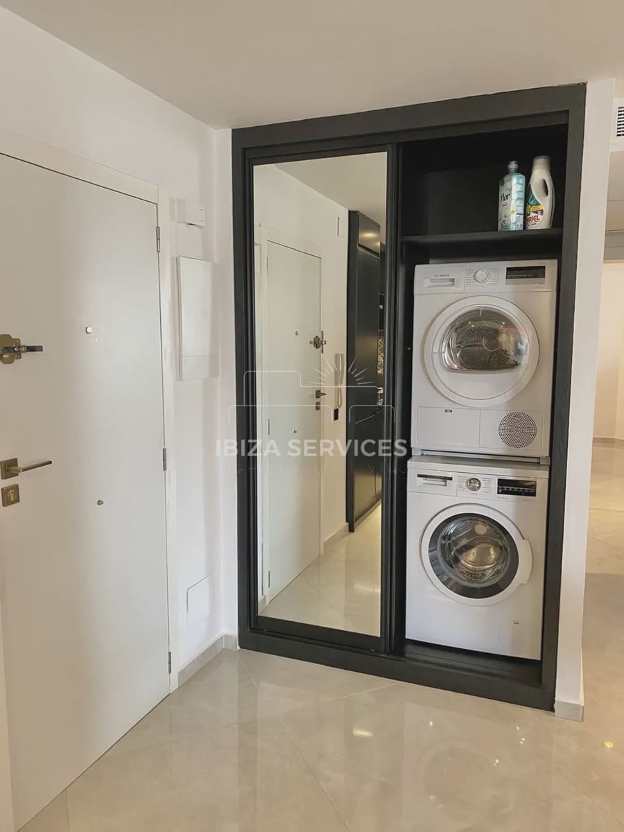 2 soverom Leilighet til leie i Ibiza by med svømmebasseng - € 2 200 (Ref: 10050489)