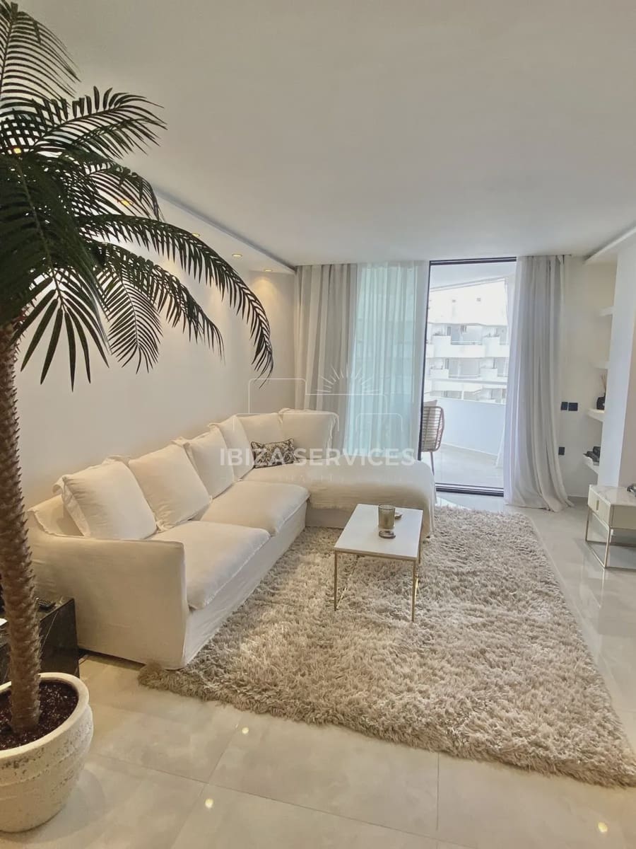 2 soverom Leilighet til leie i Ibiza by med svømmebasseng - € 2 200 (Ref: 10050489)