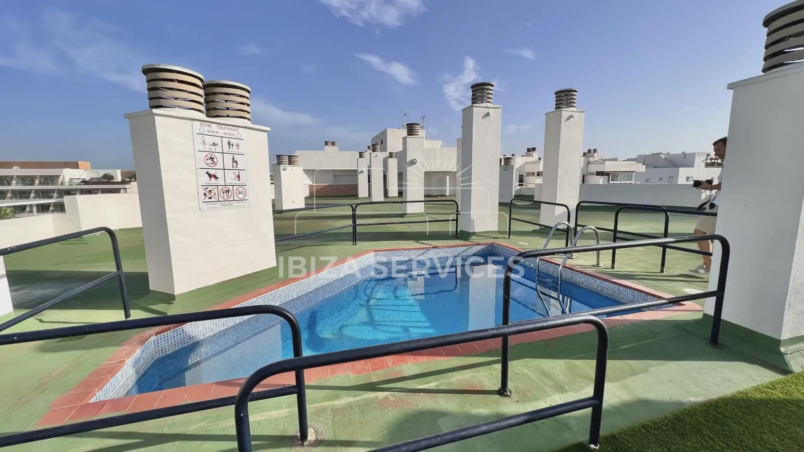 2 soverom Leilighet til leie i Ibiza by med svømmebasseng - € 2 200 (Ref: 10050489)