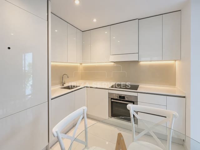 2 soverom Leilighet til salgs i Nuestra Señora de Jesus, Santa Eulalia / Santa Eularia med svømmebasseng garasje - € 790 000 (Ref: 10060907)