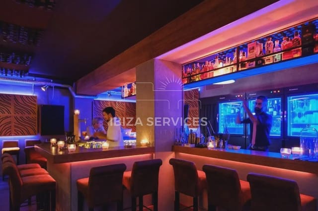 Restaurant/Bar à vendre à Talamanca, Ibiza ville - 1 350 000 € (Ref: 10094722)
