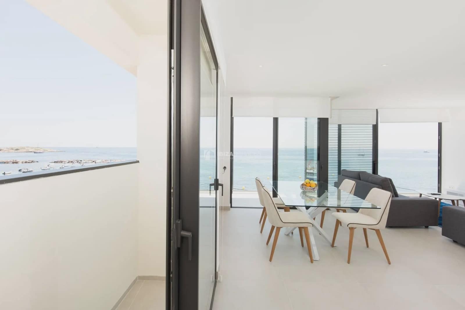 2 bedroom Apartment for rent in Ibiza / Eivissa town with garage - € 1,500 (Ref: 10095034)