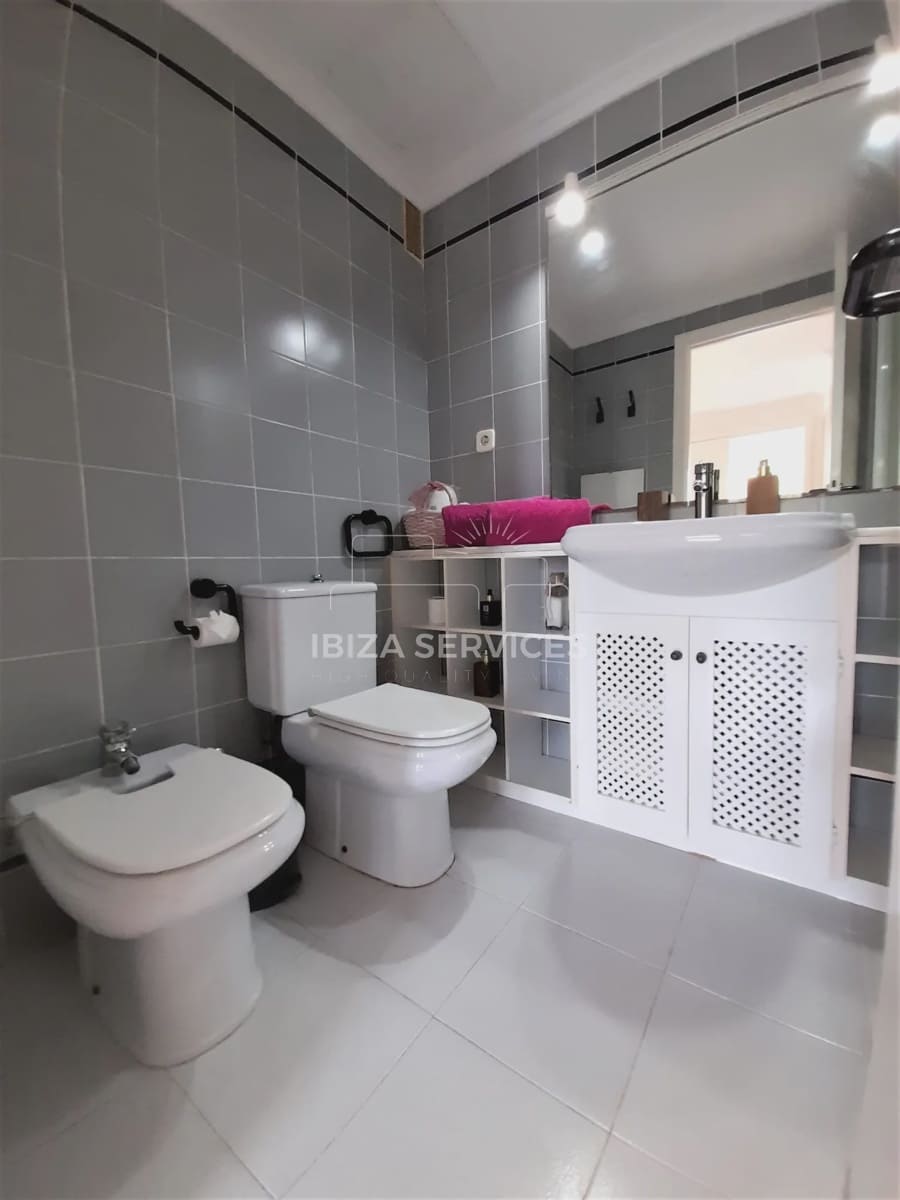 2 Zimmer Apartment zu verkaufen in Ibiza / Eivissa Stadt mit Pool Garage - 800.000 € (Ref: 10147160)