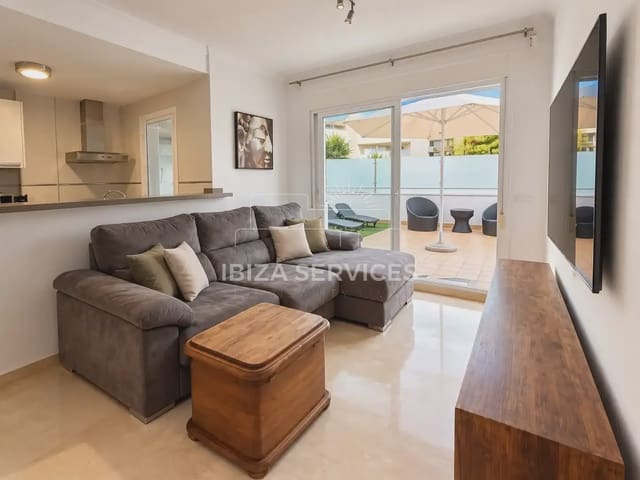 Apartamento de 2 habitaciones en Ibiza / Eivissa ciudad en alquiler con piscina - 2.500 € (Ref: 10179926)