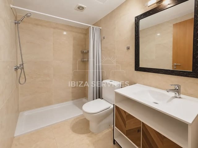 Apartamento de 2 habitaciones en Ibiza / Eivissa ciudad en alquiler con piscina - 2.500 € (Ref: 10179926)