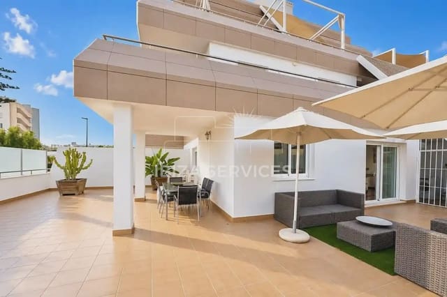 Apartamento de 2 habitaciones en Ibiza / Eivissa ciudad en alquiler con piscina - 2.500 € (Ref: 10179926)