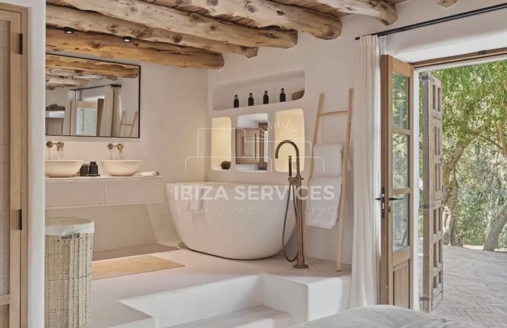 Chalet de 5 habitaciones en San Jose / Sant Josep de Sa Talaia en venta con piscina garaje - 4.750.000 € (Ref: 8659693)