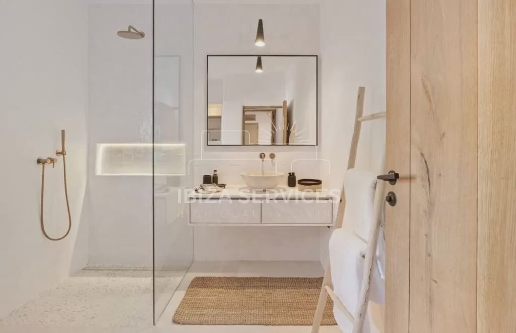 Chalet de 5 habitaciones en San Jose / Sant Josep de Sa Talaia en venta con piscina garaje - 4.750.000 € (Ref: 8659693)