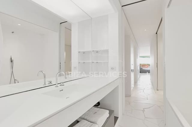 2 bedroom Apartment for rent in Ibiza / Eivissa town - € 7,250 (Ref: 8659697)