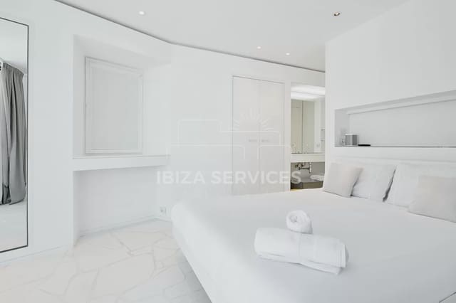 2 bedroom Apartment for rent in Ibiza / Eivissa town - € 7,250 (Ref: 8659697)