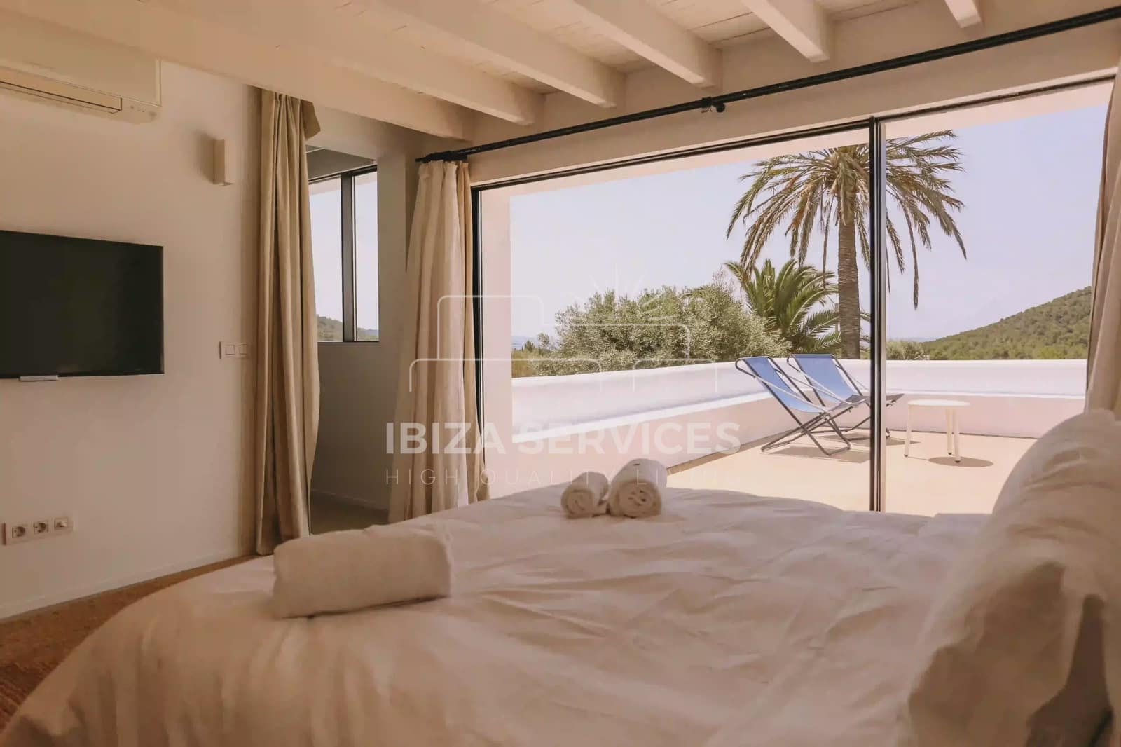 6 camera da letto Villa da affitare come casa vacanza in Cala Jondal con garage - 8.400 € (Rif: 8659702)