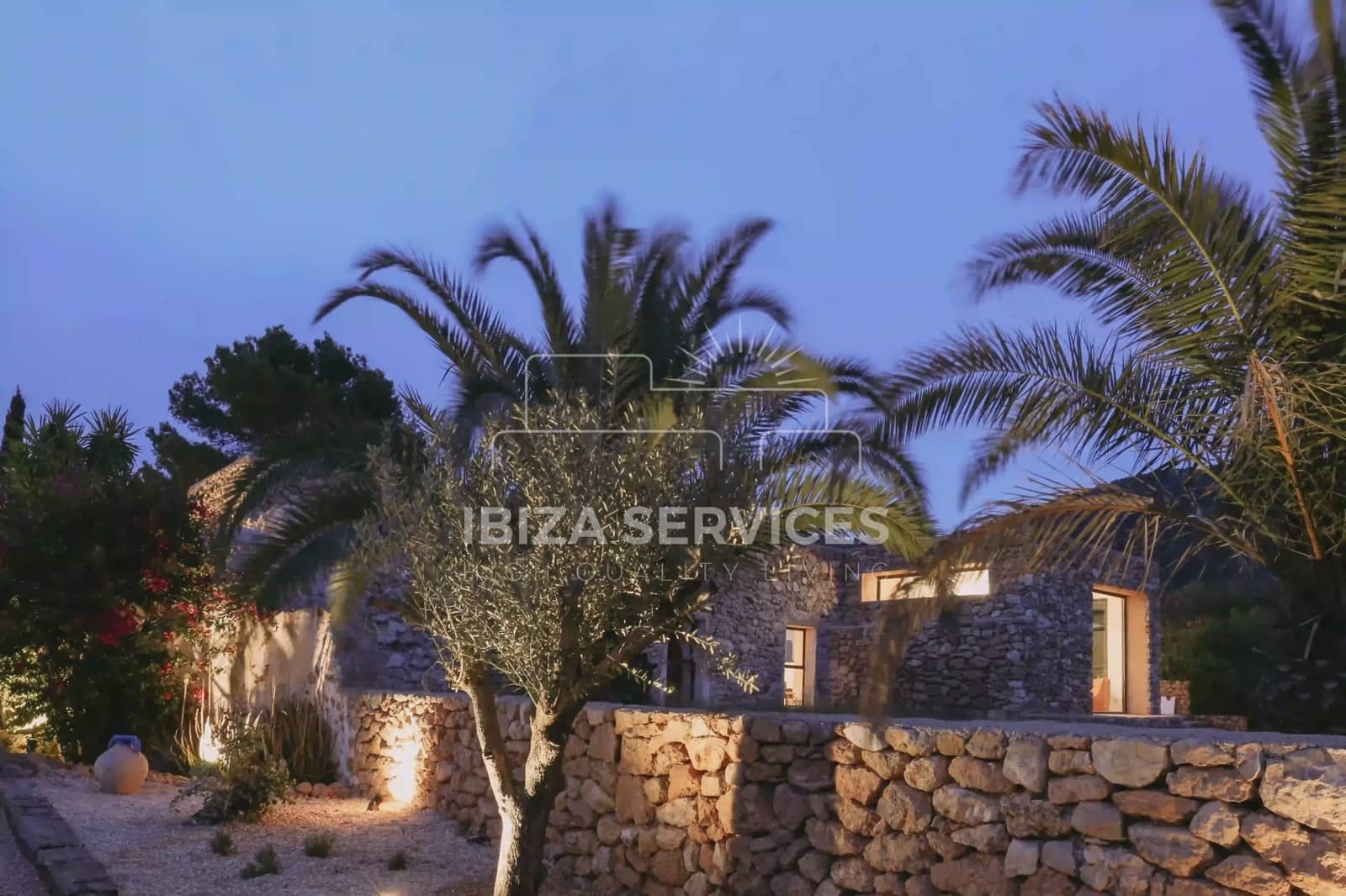 6 camera da letto Villa da affitare come casa vacanza in Cala Jondal con garage - 8.400 € (Rif: 8659702)
