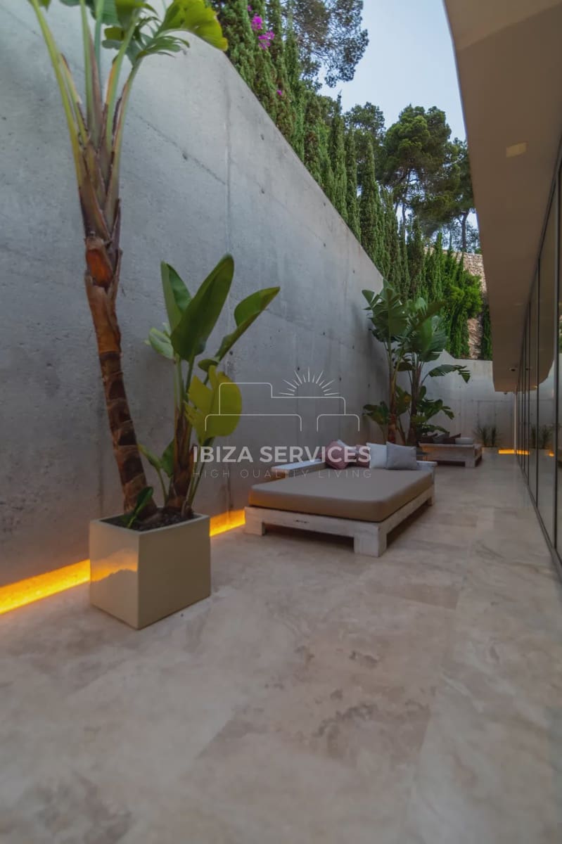 6 sovrum Villa för semesterbostäder i Roca Llisa med pool garage - 24 003 € (Ref: 8659703)