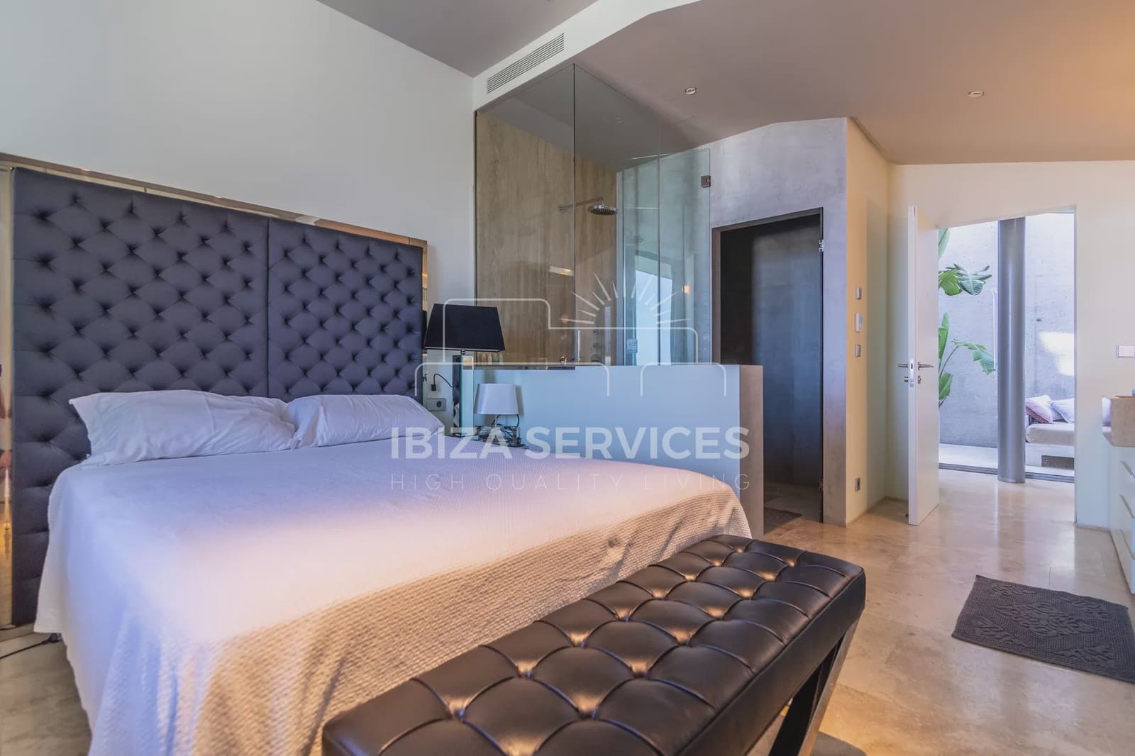 6 sovrum Villa för semesterbostäder i Roca Llisa med pool garage - 24 003 € (Ref: 8659703)