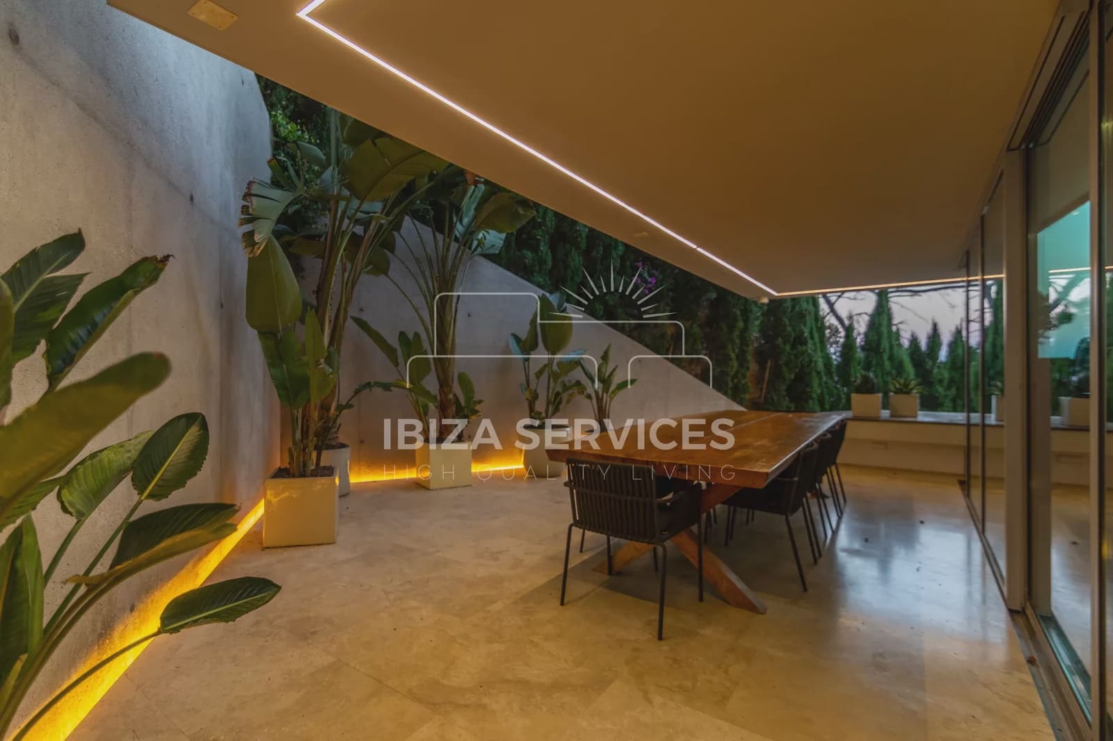 6 sovrum Villa för semesterbostäder i Roca Llisa med pool garage - 24 003 € (Ref: 8659703)