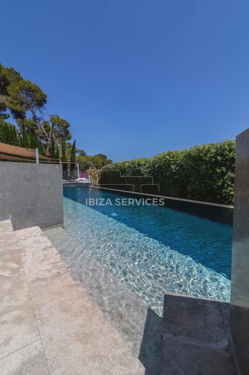 6 sovrum Villa för semesterbostäder i Roca Llisa med pool garage - 24 003 € (Ref: 8659703)