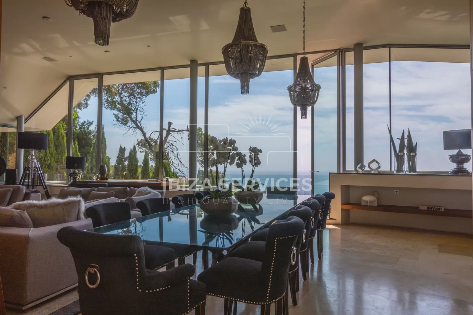 6 sovrum Villa för semesterbostäder i Roca Llisa med pool garage - 24 003 € (Ref: 8659703)