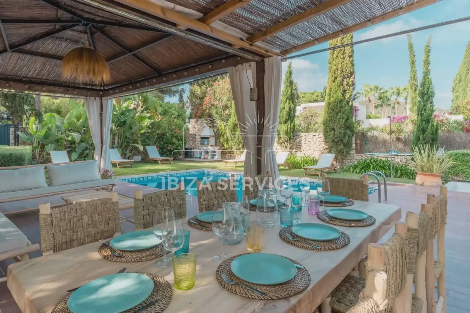 3 sovrum Villa för semesterbostäder i Santa Eulalia / Santa Eularia med pool garage - 7 812 € (Ref: 8659705)