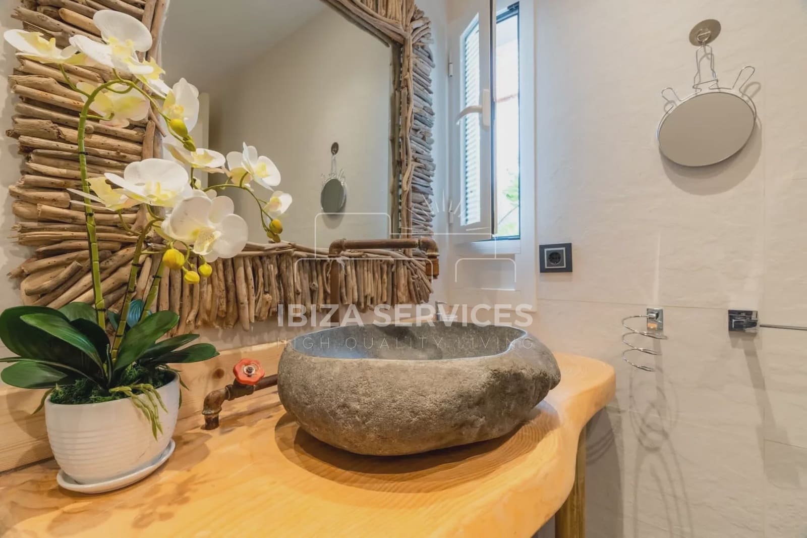 3 sovrum Villa för semesterbostäder i Santa Eulalia / Santa Eularia med pool garage - 7 812 € (Ref: 8659705)