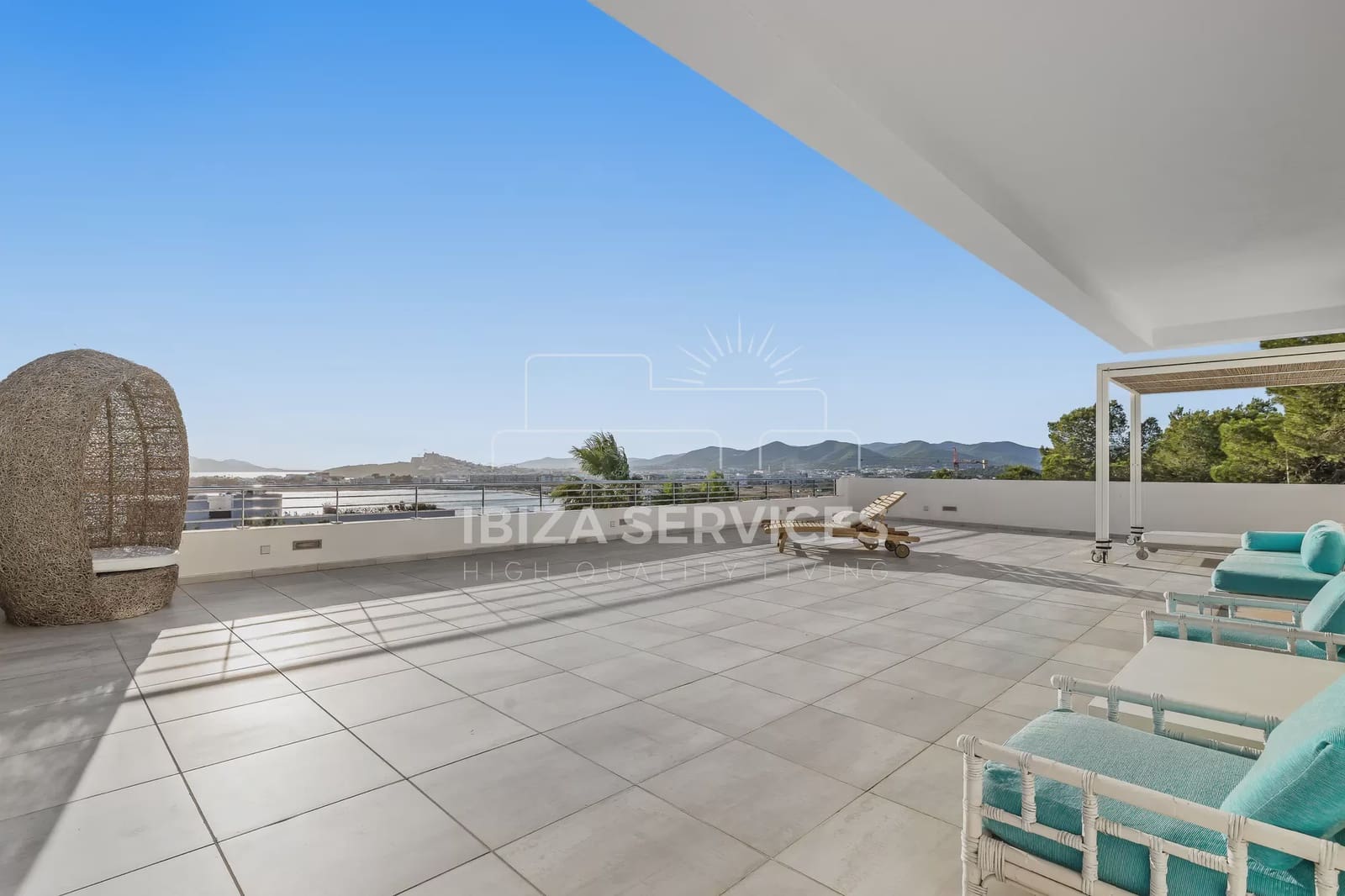 5 sypialnia Willa na kwatery wakacyjne w Talamanca z basenem garażem - 14 406 € (Ref: 8659707)