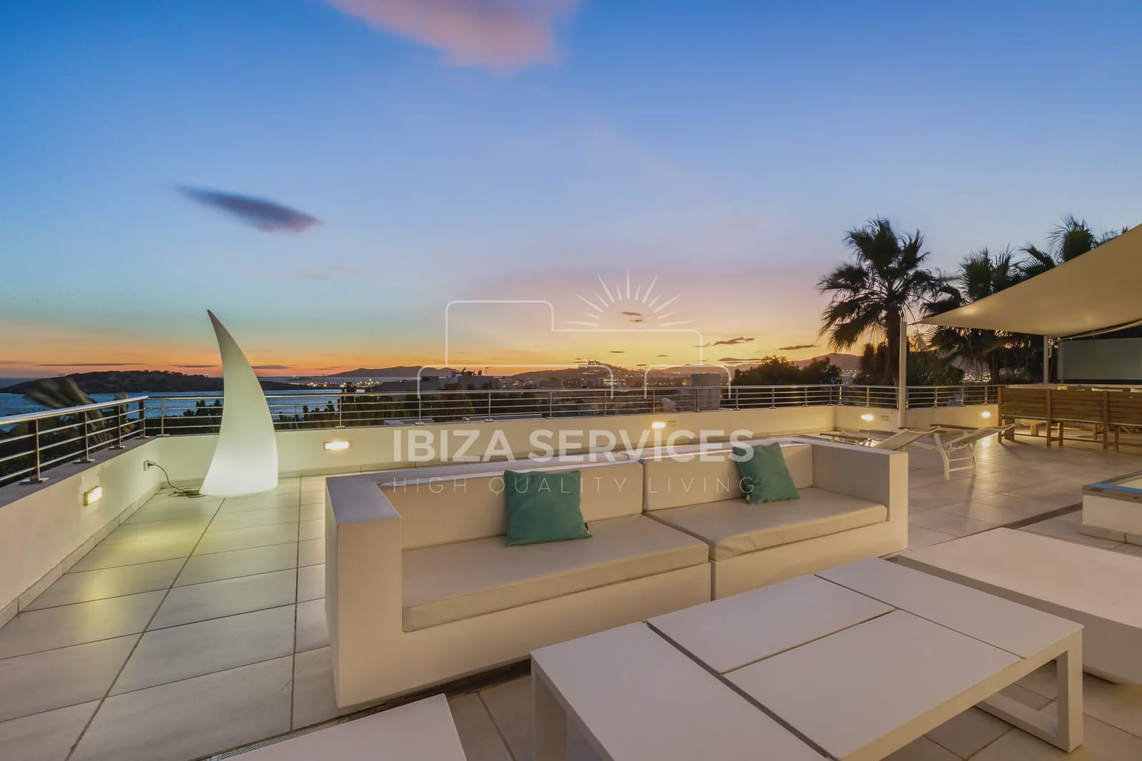 5 sypialnia Willa na kwatery wakacyjne w Talamanca z basenem garażem - 14 406 € (Ref: 8659707)