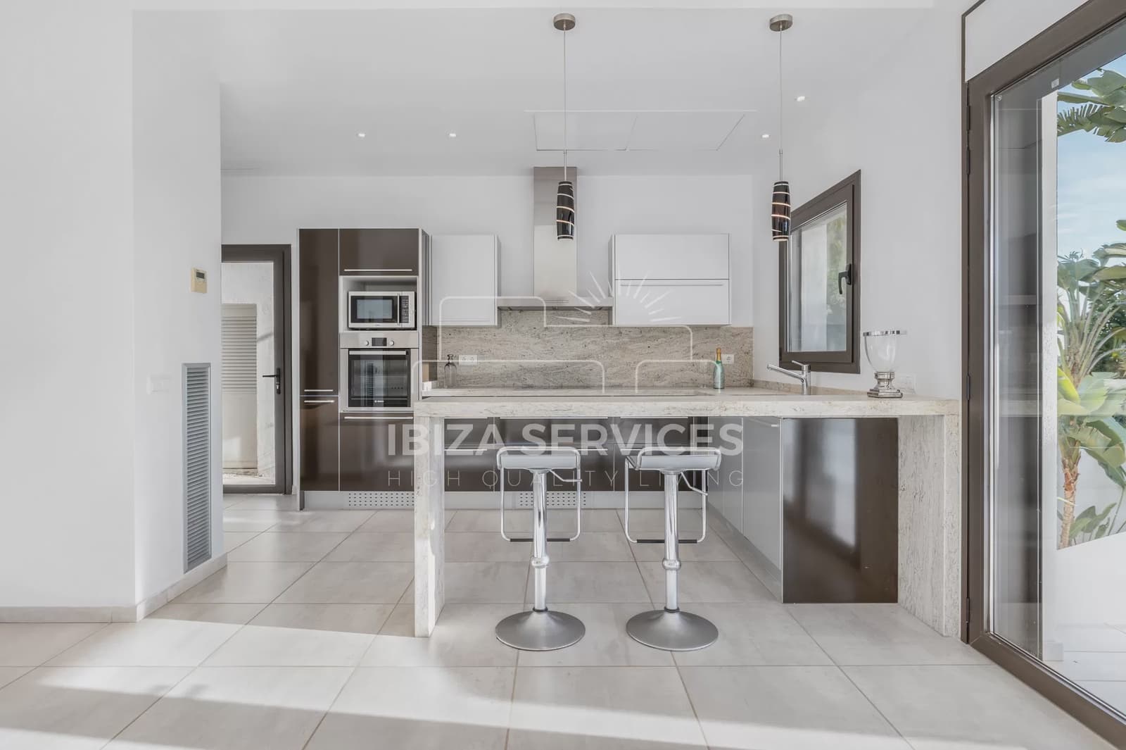 5 sypialnia Willa na kwatery wakacyjne w Talamanca z basenem garażem - 14 406 € (Ref: 8659707)