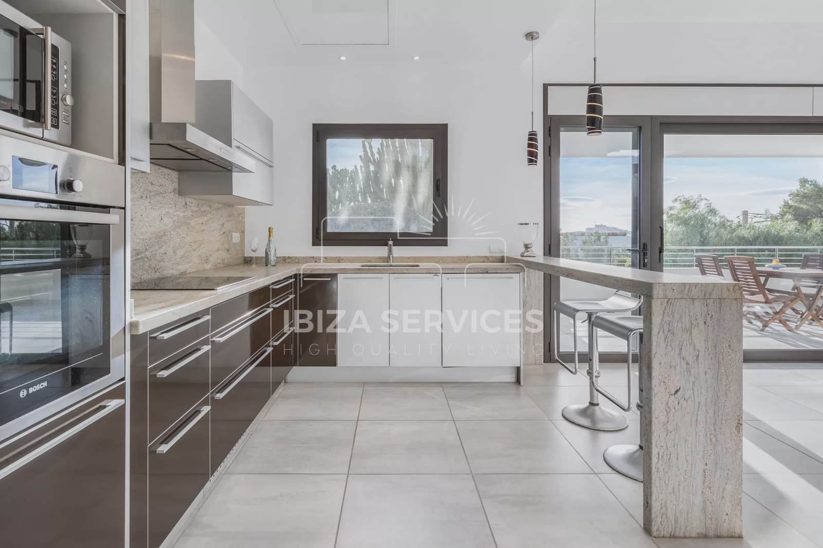 5 sypialnia Willa na kwatery wakacyjne w Talamanca z basenem garażem - 14 406 € (Ref: 8659707)