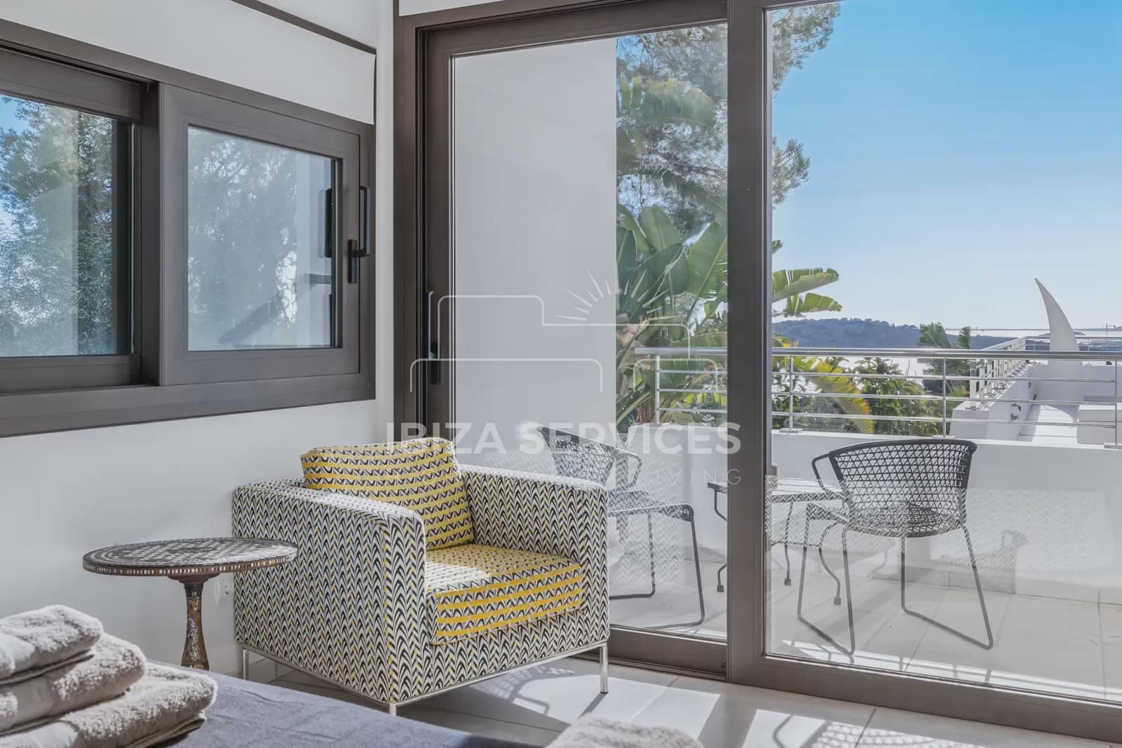 5 sypialnia Willa na kwatery wakacyjne w Talamanca z basenem garażem - 14 406 € (Ref: 8659707)