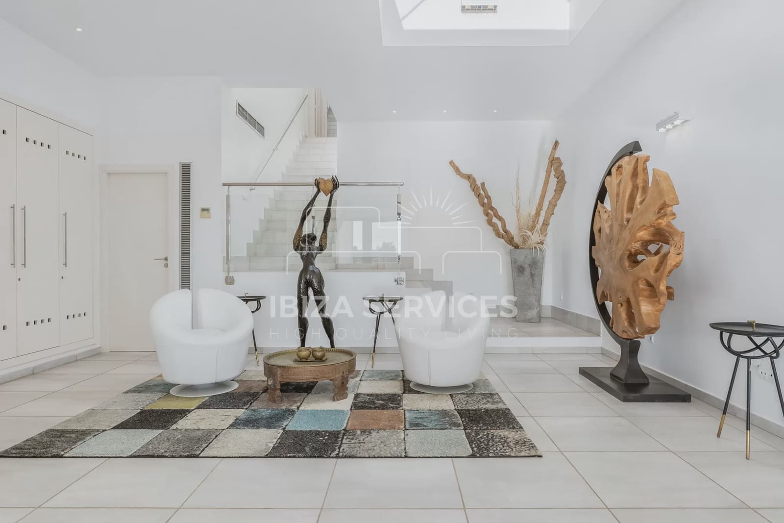 5 sypialnia Willa na kwatery wakacyjne w Talamanca z basenem garażem - 14 406 € (Ref: 8659707)