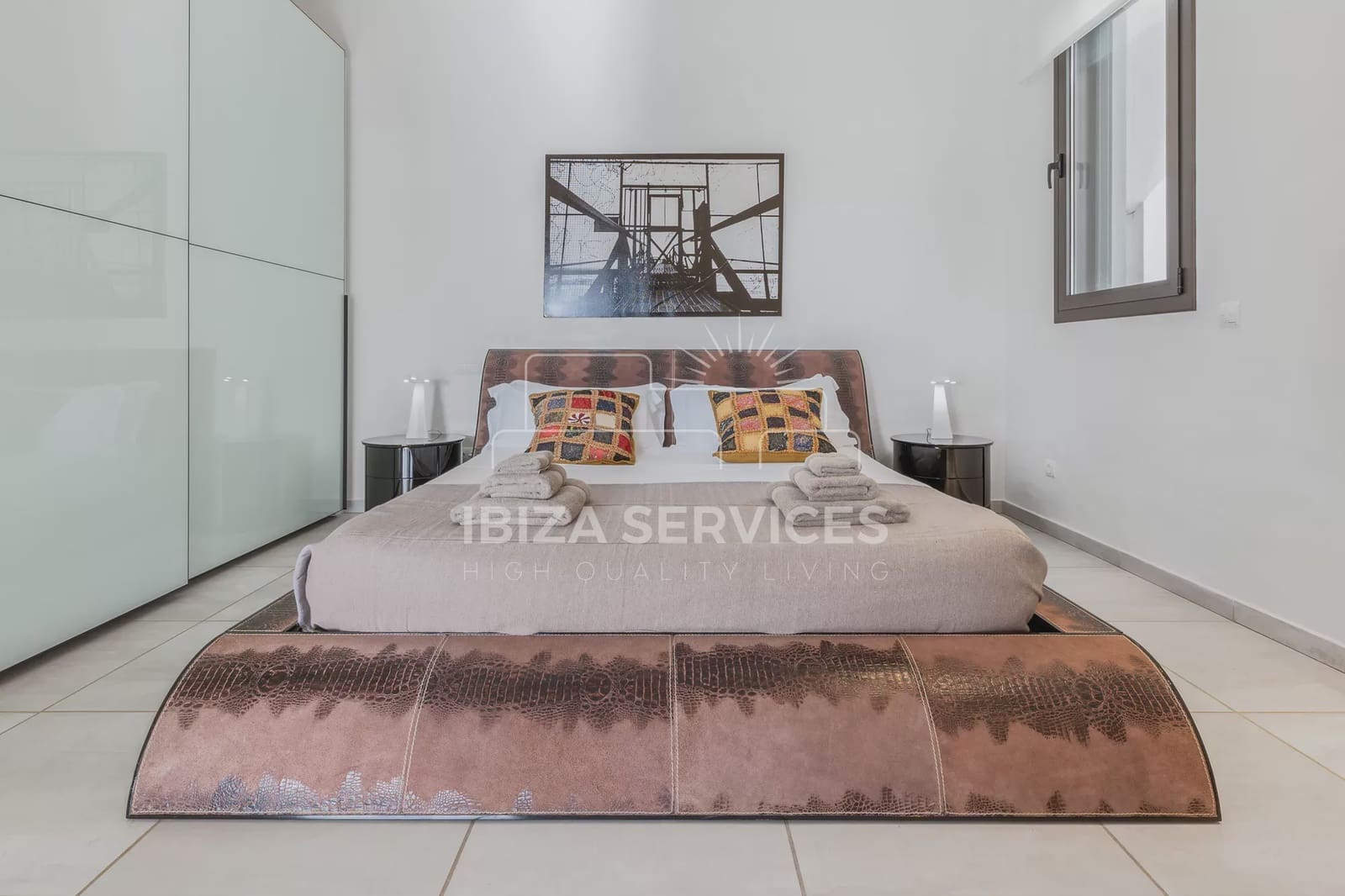 5 sypialnia Willa na kwatery wakacyjne w Talamanca z basenem garażem - 14 406 € (Ref: 8659707)