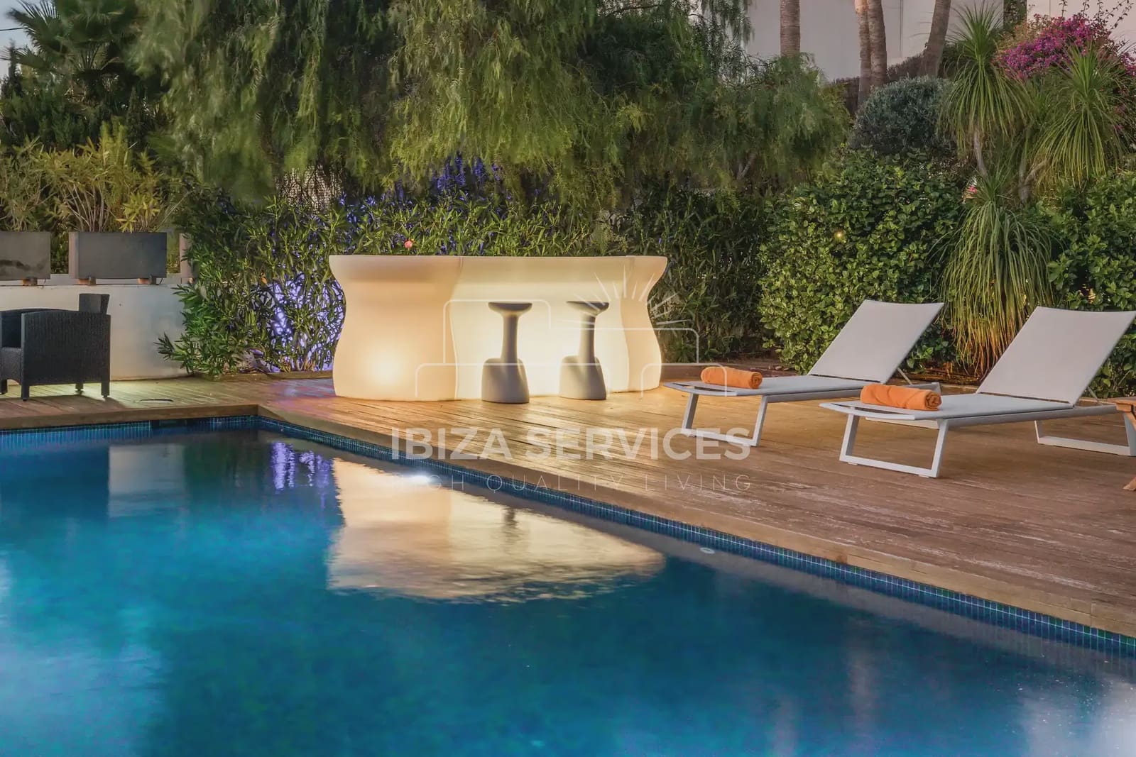 5 sypialnia Willa na kwatery wakacyjne w Talamanca z basenem garażem - 14 406 € (Ref: 8659707)