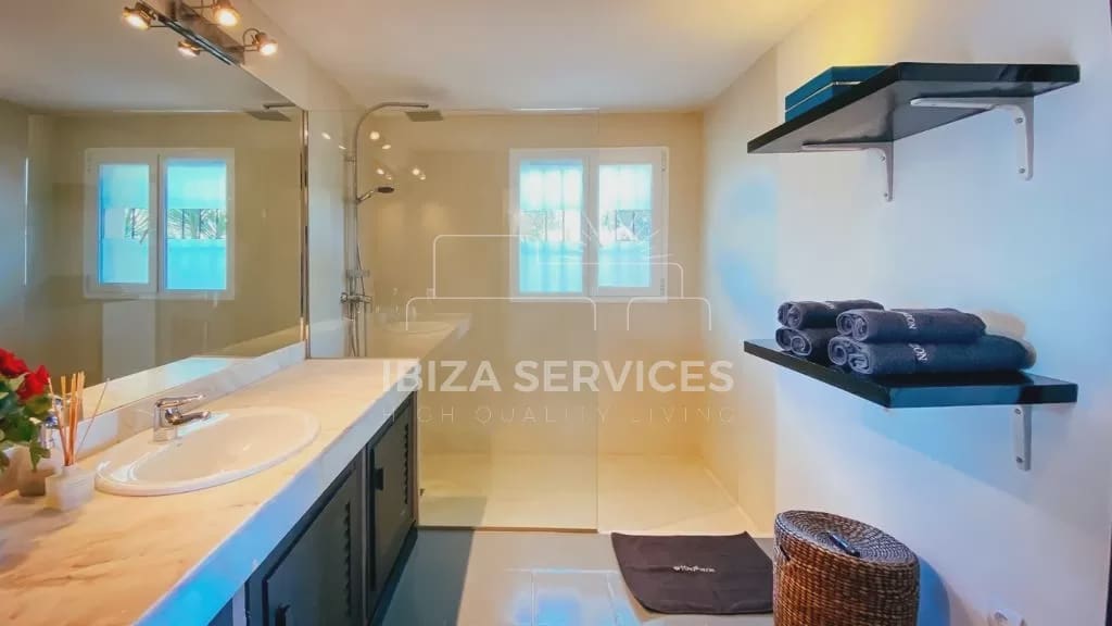 4 Zimmer Ferienvilla in Sant Jordi de Ses Salines mit Pool Garage - 4.158 € (Ref: 8659708)