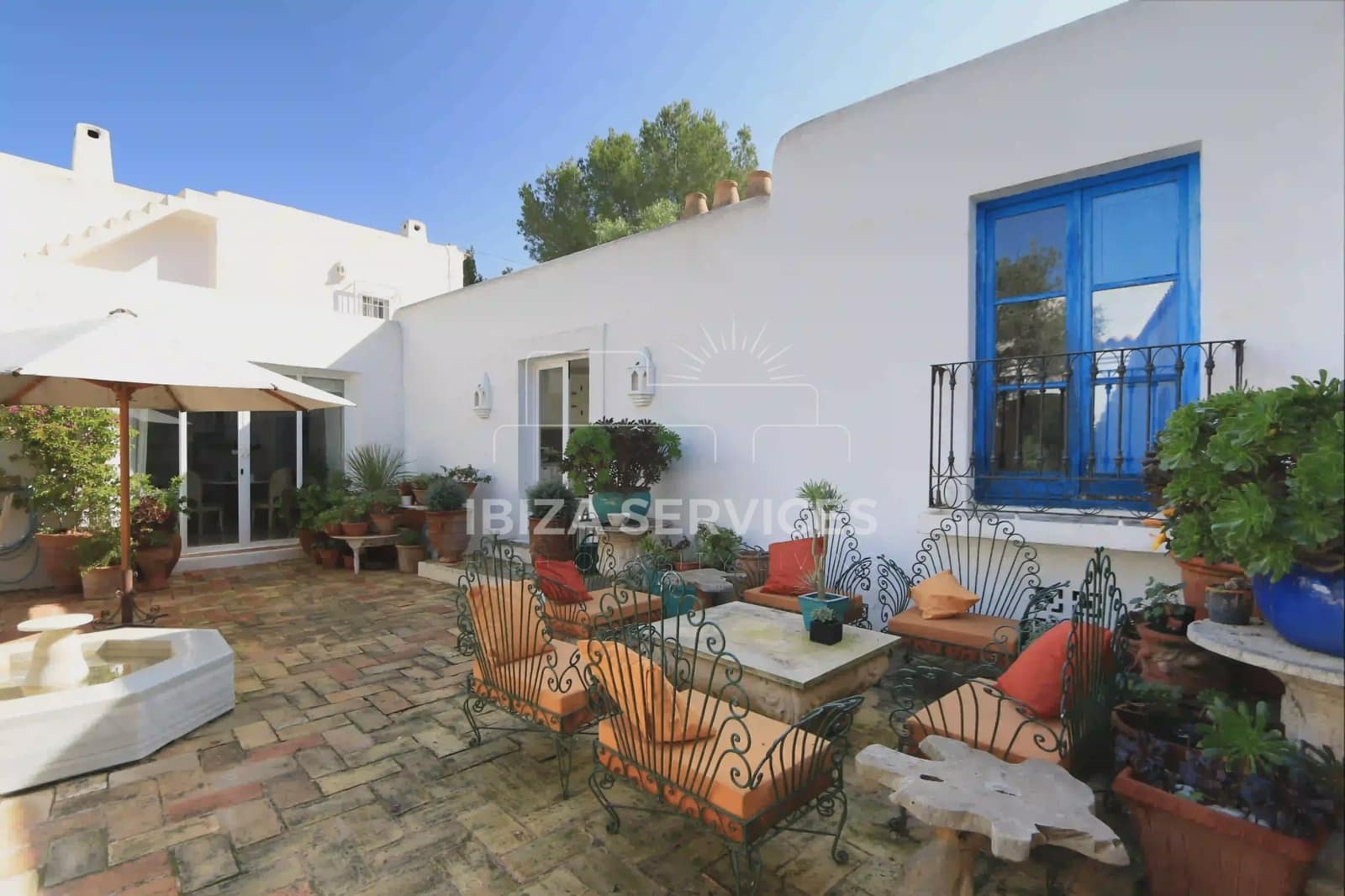 7 soveværelse Finca/Landehus til salg i Santa Eulalia / Santa Eularia med garage - € 4.350.000 (Ref: 8659710)