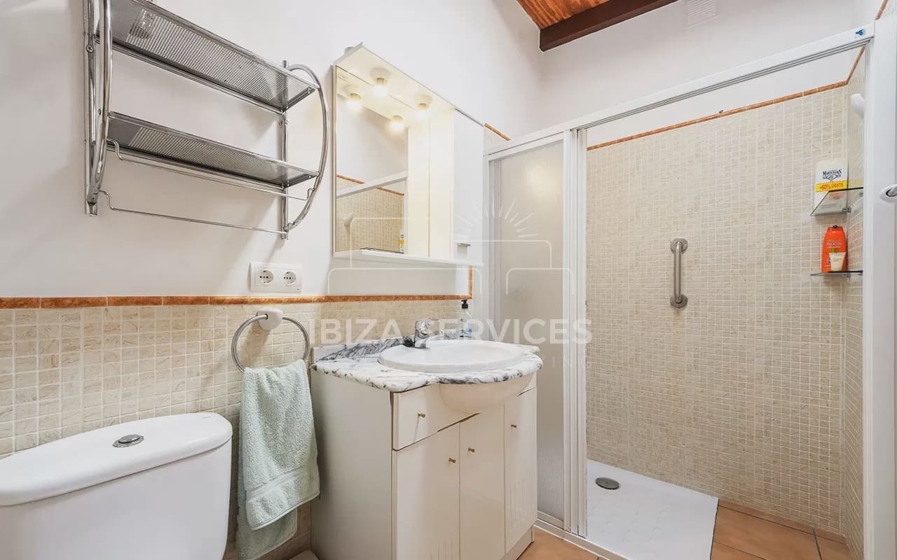 6 bedroom Villa for sale in Ibiza / Eivissa town with pool garage - € 2,690,000 (Ref: 8659711)