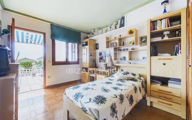 6 quarto Moradia para venda em Ibiza / Eivissa cidade com piscina garagem - 2 690 000 € (Ref: 8659711)