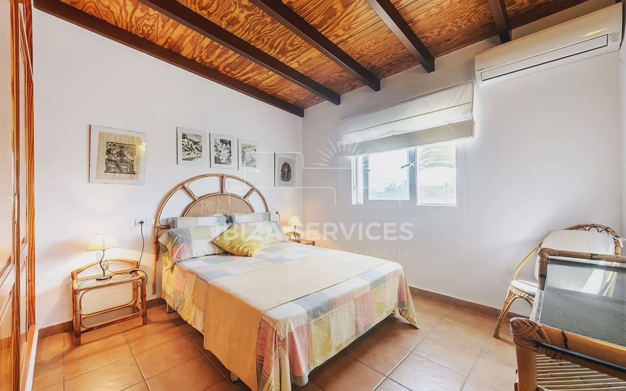 6 bedroom Villa for sale in Ibiza / Eivissa town with pool garage - € 2,690,000 (Ref: 8659711)