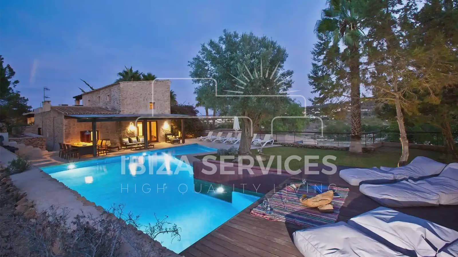 5 bedroom Finca/Country House for holiday rental in Sant Agusti des Vedra with pool - € 4,753 (Ref: 8659716)