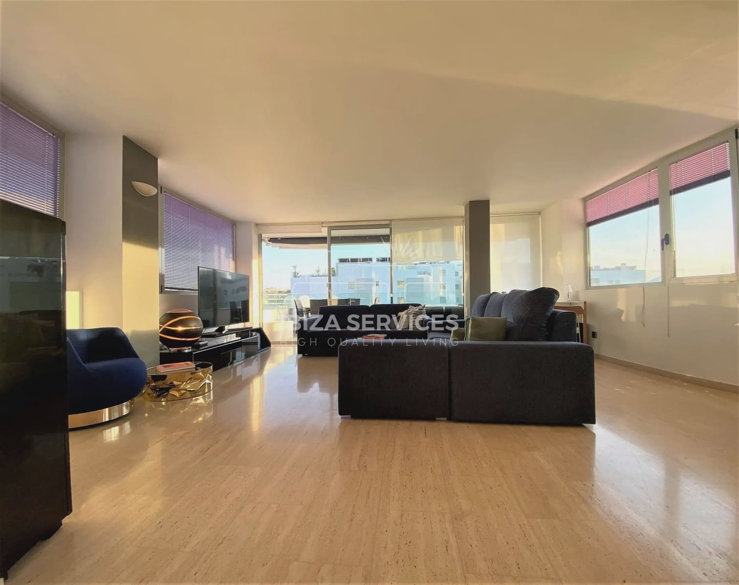 1 chambre Appartement à vendre à Sant Antoni de Portmany avec piscine garage - 850 000 € (Ref: 8659724)