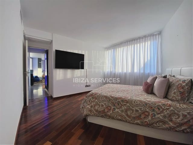 1 chambre Appartement à vendre à Sant Antoni de Portmany avec piscine garage - 850 000 € (Ref: 8659724)