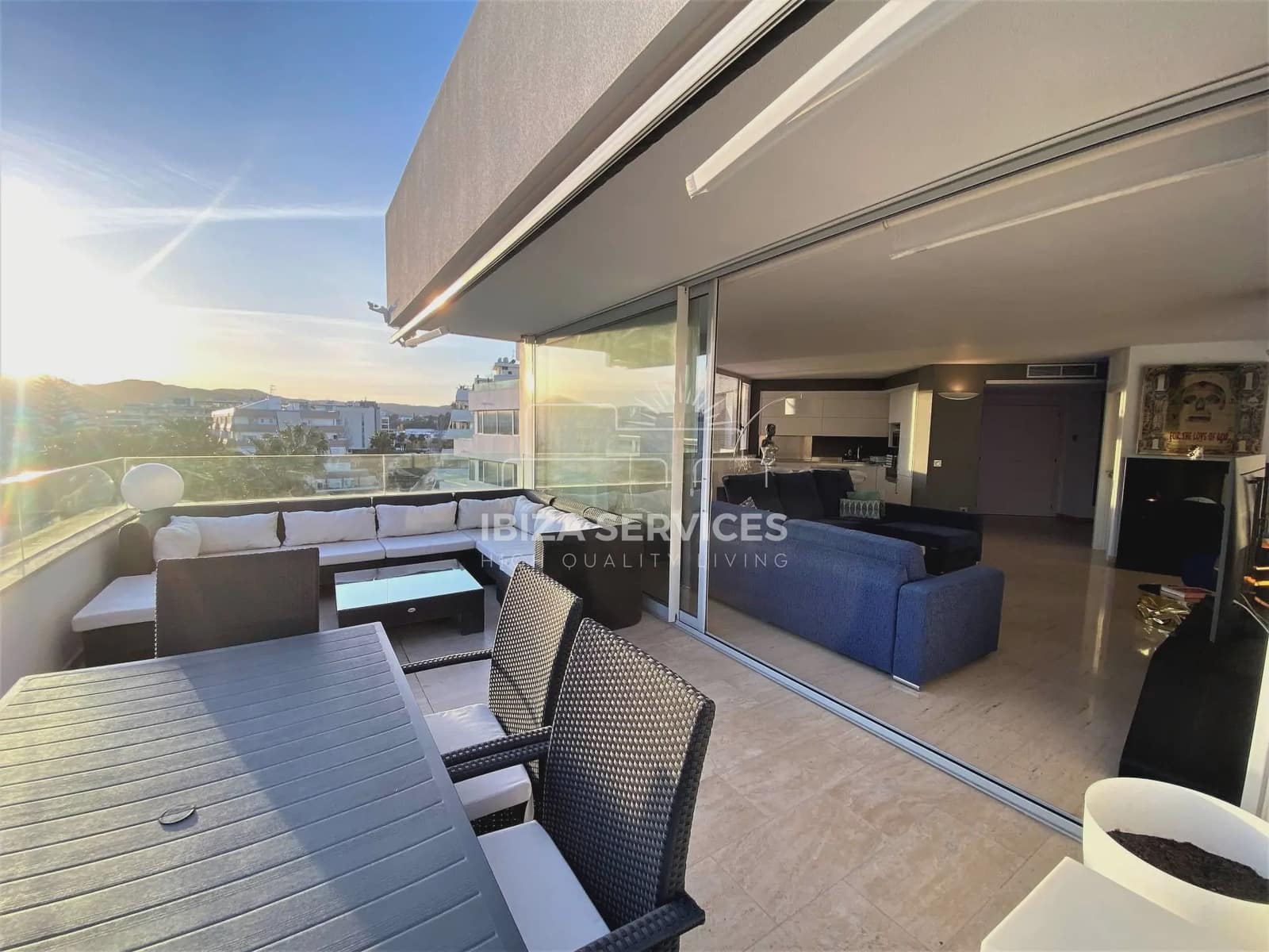 1 chambre Appartement à vendre à Sant Antoni de Portmany avec piscine garage - 850 000 € (Ref: 8659724)