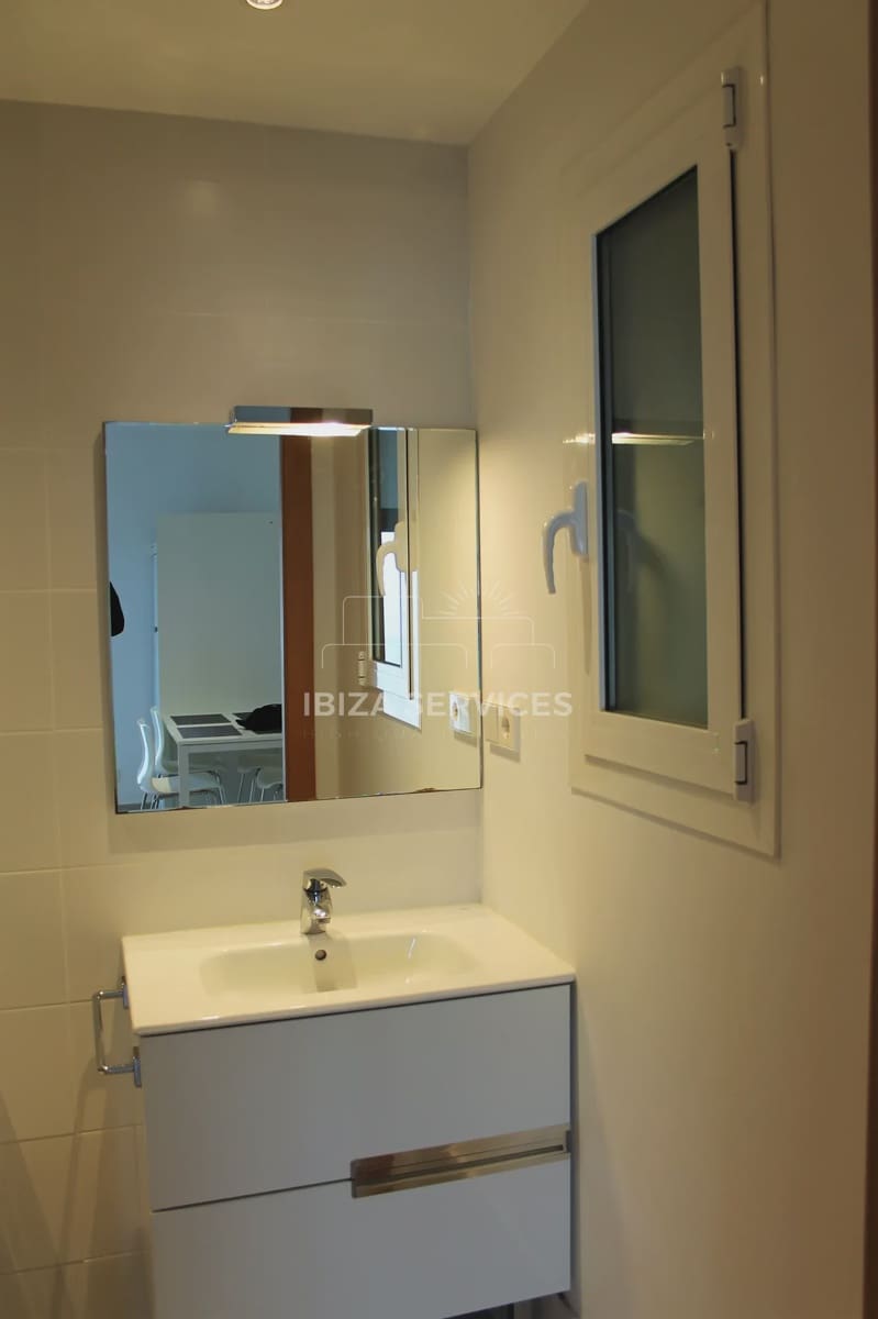 2 quarto Apartamento para arrendar em Ibiza / Eivissa cidade - 4 000 € (Ref: 8659726)