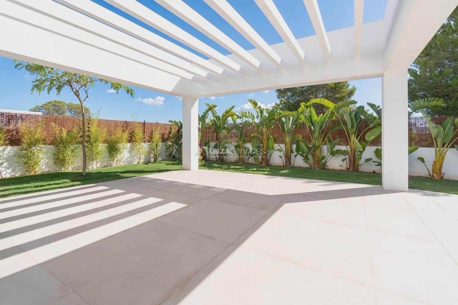 4 slaapkamer Villa te koop in Sant Agusti des Vedra met zwembad garage - € 3.550.000 (Ref: 8659731)