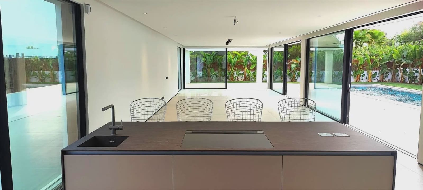 4 slaapkamer Villa te koop in Sant Agusti des Vedra met zwembad garage - € 3.550.000 (Ref: 8659731)